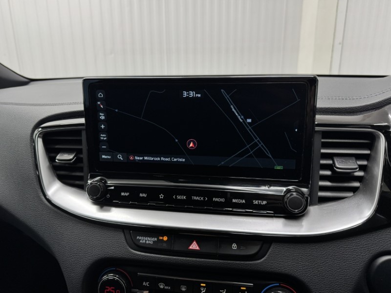 2025 (25) KIA CEED 1.5T GDi ISG 138 GT-Line 5dr DCT 5102919