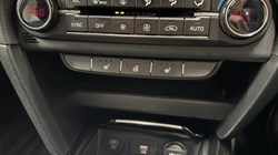 2025 (25) KIA CEED 1.5T GDi ISG 138 GT-Line 5dr DCT 5102932