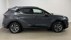 2022 (72) KIA SPORTAGE 1.6T GDi HEV GT-Line S 5dr Auto AWD 5919299