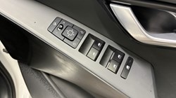 2022 (22) KIA NIRO 1.6 GDi Hybrid 3 5dr DCT 5110899