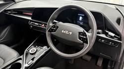 2022 (22) KIA NIRO 1.6 GDi Hybrid 3 5dr DCT 5110878