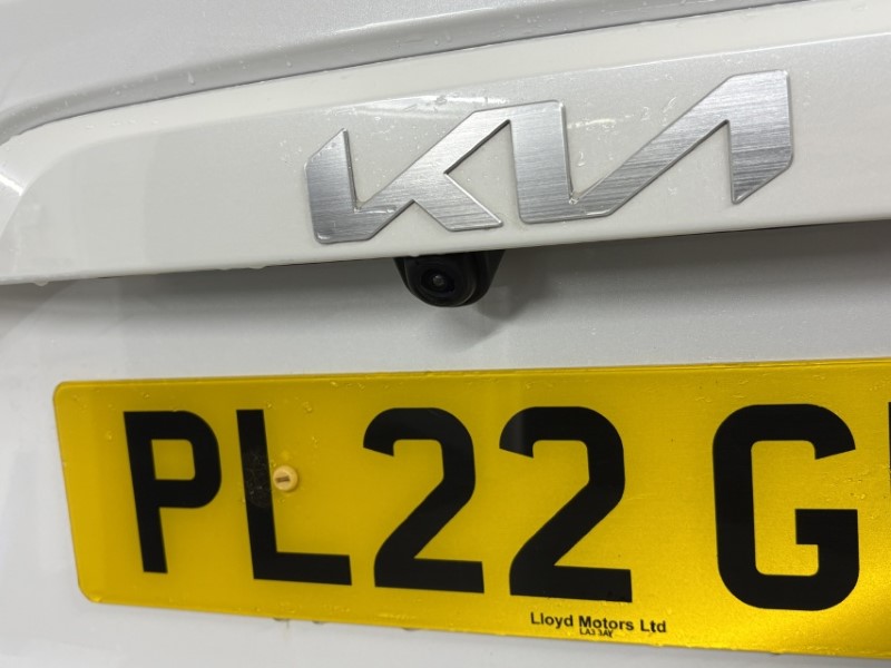 2022 (22) KIA NIRO 1.6 GDi Hybrid 3 5dr DCT 5110872