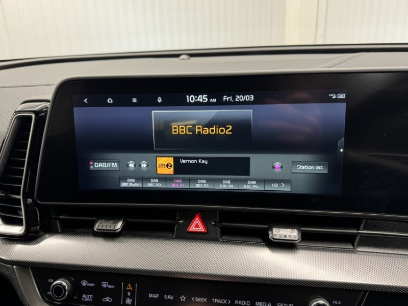 2025 (75) KIA SPORTAGE 1.6T GDi 207 HEV GT-Line 5dr Auto 5202039