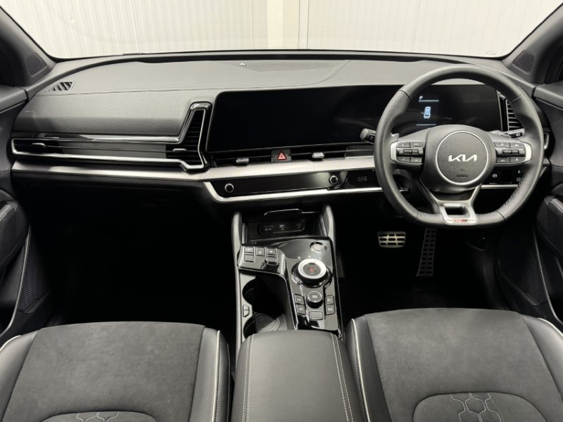 2025 (75) KIA SPORTAGE 1.6T GDi 207 HEV GT-Line 5dr Auto 5202024