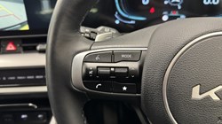 2025 (75) KIA SPORTAGE 1.6T GDi 207 HEV GT-Line 5dr Auto 5115305