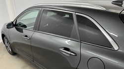 2022 (22) KIA NIRO 1.6 GDi Hybrid 2 5dr DCT 5145294