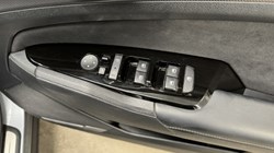 2025 (75) KIA SPORTAGE 1.6T GDi 207 HEV GT-Line 5dr Auto 5203816