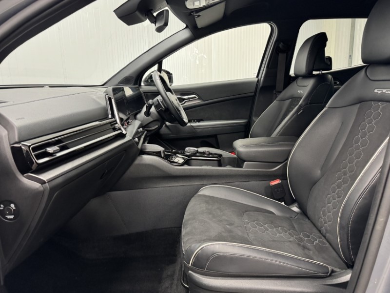 2025 (75) KIA SPORTAGE 1.6T GDi 207 HEV GT-Line 5dr Auto 5203829