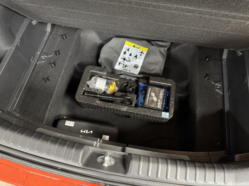 2023 (72) KIA NIRO 150kW 3 65kWh 5dr Auto 5173612