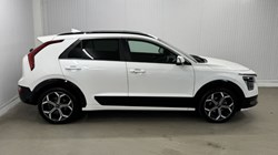 2022 (72) KIA NIRO 1.6 GDi Hybrid 4 5dr DCT 5143646