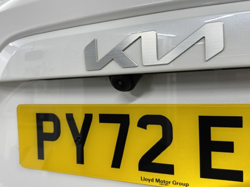 2022 (72) KIA NIRO 1.6 GDi Hybrid 4 5dr DCT 5143629