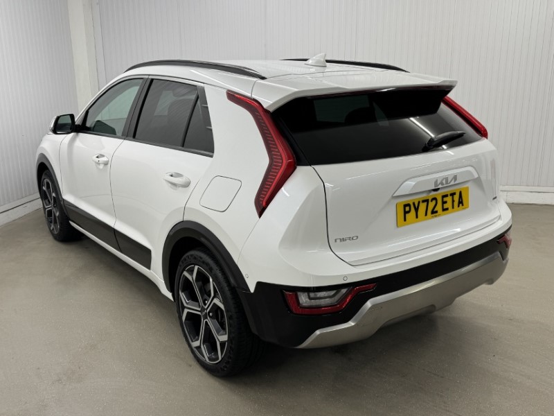 2022 (72) KIA NIRO 1.6 GDi Hybrid 4 5dr DCT 5143649
