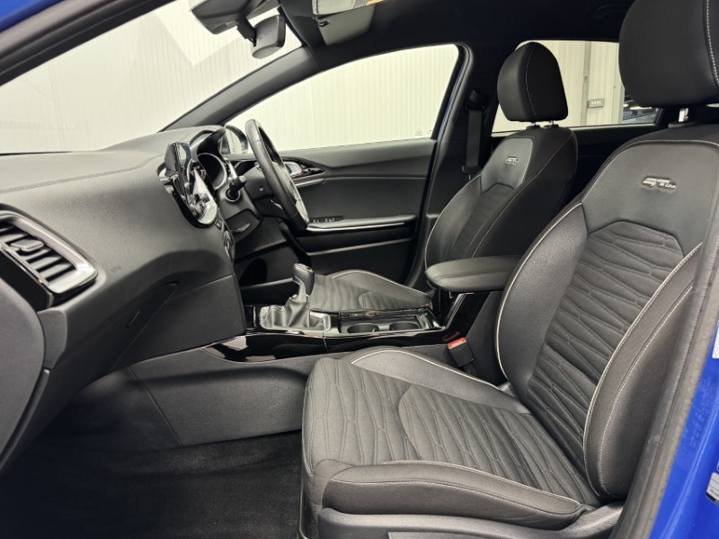 2023 (73) KIA CEED 1.5T GDi ISG GT-Line 5dr 5153323