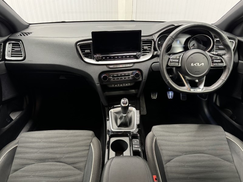 2023 (73) KIA CEED 1.5T GDi ISG GT-Line 5dr 5153321