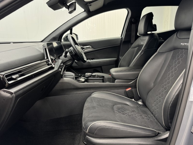 2025 (25) KIA SPORTAGE 1.6T GDi 207 HEV GT-Line 5dr Auto 5202118