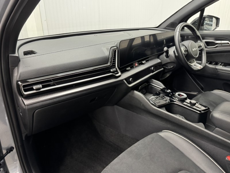 2025 (25) KIA SPORTAGE 1.6T GDi 207 HEV GT-Line 5dr Auto 5202117