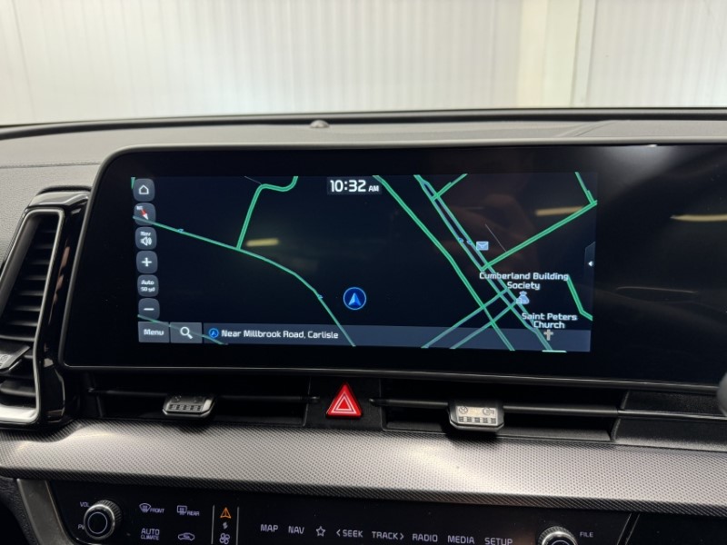 2025 (25) KIA SPORTAGE 1.6T GDi 207 HEV GT-Line 5dr Auto 5202129