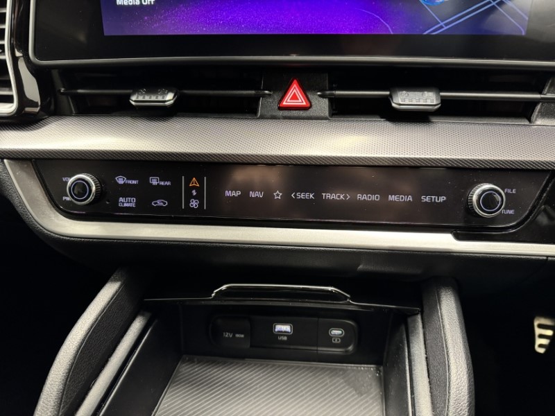 2025 (25) KIA SPORTAGE 1.6T GDi 207 HEV GT-Line 5dr Auto 5202125