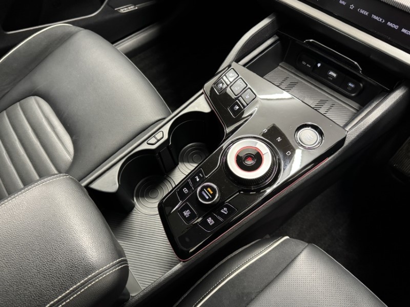 2024 (24) KIA SPORTAGE 1.6T GDi PHEV GT-Line S 5dr Auto AWD 5174463