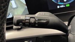 2024 (24) KIA SPORTAGE 1.6T GDi PHEV GT-Line S 5dr Auto AWD 5174448