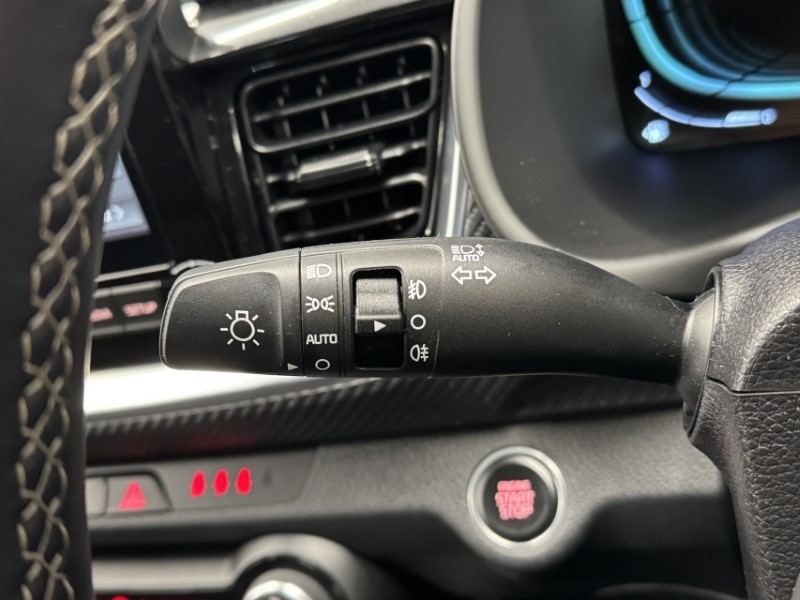 2025 (25) KIA STONIC 1.0T GDi 48V 98 GT-Line S 5dr 5168492