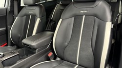 2025 (75) KIA SPORTAGE 1.6T GDi HEV GT-Line 5dr Auto 5156656
