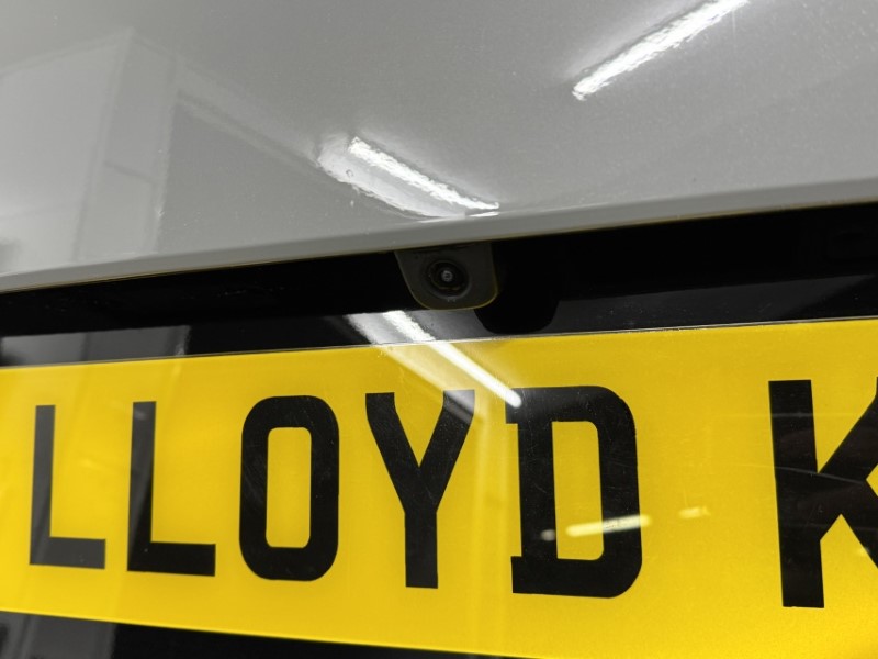 2025 (75) KIA SPORTAGE 1.6T GDi HEV GT-Line S 5dr Auto 5171868