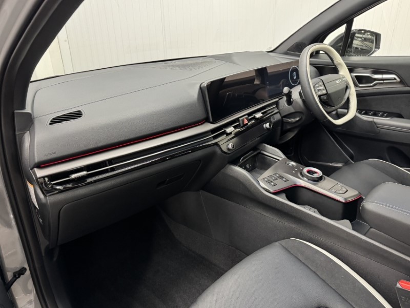 2025 (75) KIA SPORTAGE 1.6T GDi HEV GT-Line S 5dr Auto 5171871