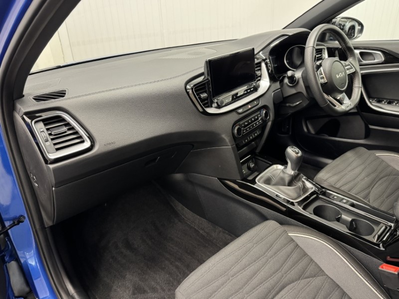 2025 (74) KIA XCEED 1.5T GDi ISG 138 GT-Line 5dr 5140392