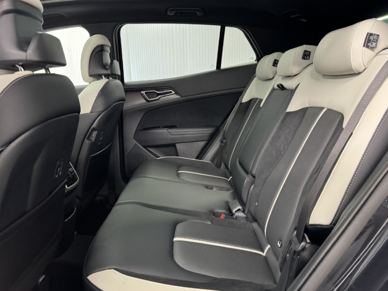 2026 (75) KIA SPORTAGE 1.6T GDi HEV GT-Line S 5dr Auto 5267448