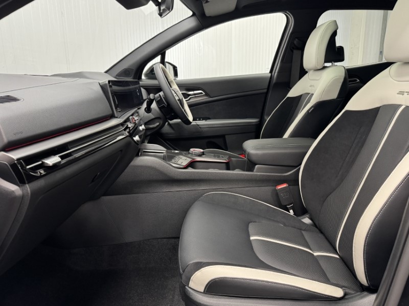 2026 (75) KIA SPORTAGE 1.6T GDi HEV GT-Line S 5dr Auto 5267453