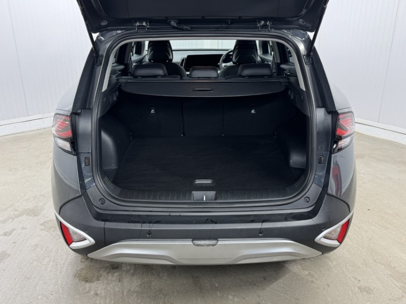 2022 (22) KIA SPORTAGE 1.6T GDi HEV 3 5dr Auto 5176417