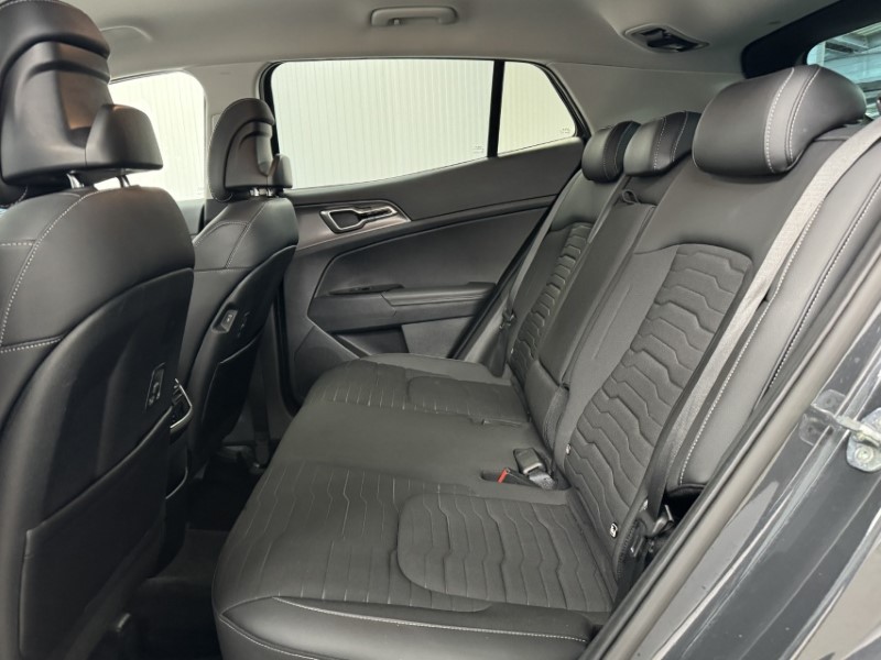 2022 (22) KIA SPORTAGE 1.6T GDi HEV 3 5dr Auto 5176419