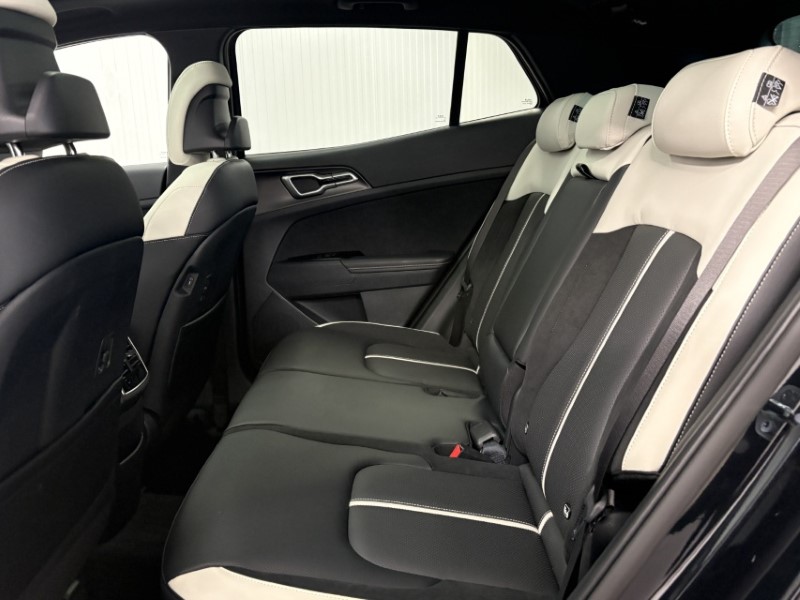 2025 (75) KIA SPORTAGE 1.6T GDi HEV GT-Line S 5dr Auto 5166118