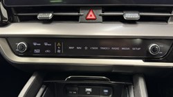 2025 (74) KIA SPORTAGE 1.6T GDi 207 HEV 3 5dr Auto 5177532