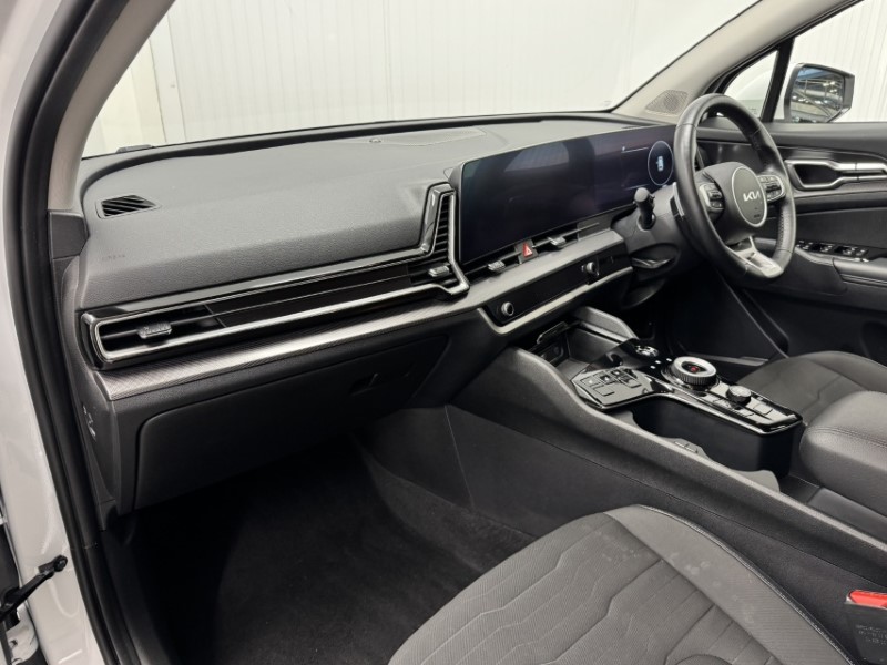 2025 (74) KIA SPORTAGE 1.6T GDi 207 HEV 3 5dr Auto 5177518