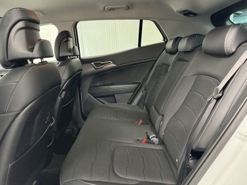 2025 (74) KIA SPORTAGE 1.6T GDi 207 HEV 3 5dr Auto 5177514