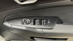 2026 (26) KIA SPORTAGE 1.6T GDi HEV GT-Line 5dr Auto 5873750