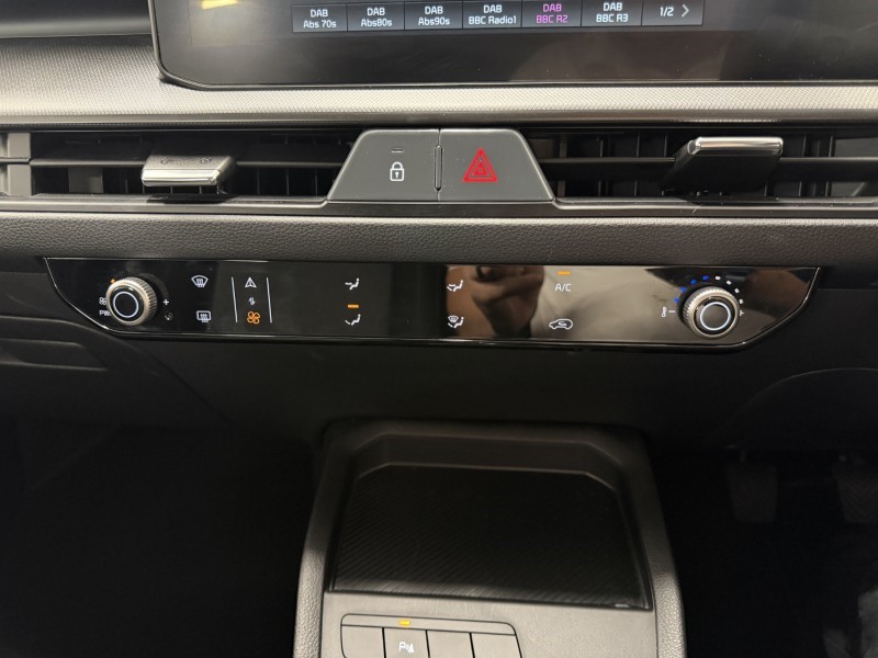 2026 (26) KIA STONIC 1.0T GDi 98 Pure 5dr 5772852