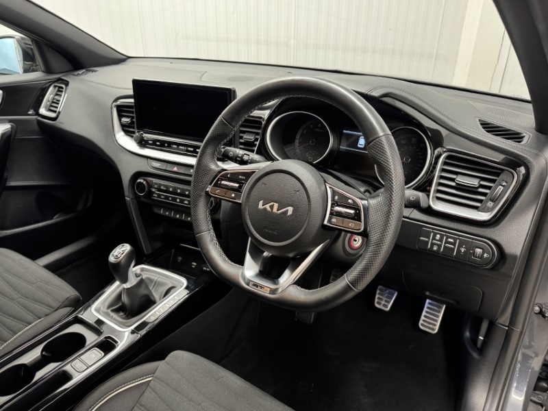 2023 (73) KIA CEED 1.5T GDi ISG GT-Line 5dr 5197666