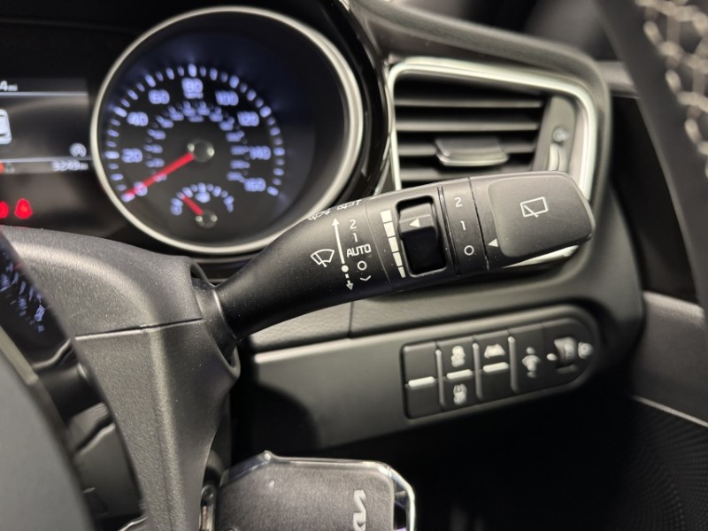 2025 (25) KIA CEED 1.5T GDi ISG 138 GT-Line 5dr 5193185