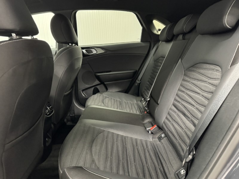 2025 (25) KIA CEED 1.5T GDi ISG 138 GT-Line 5dr 5193163