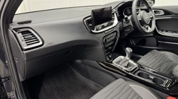 2025 (25) KIA CEED 1.5T GDi ISG 138 GT-Line 5dr 5193166