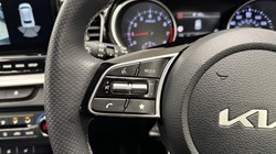 2025 (25) KIA CEED 1.5T GDi ISG 138 GT-Line 5dr 5193182