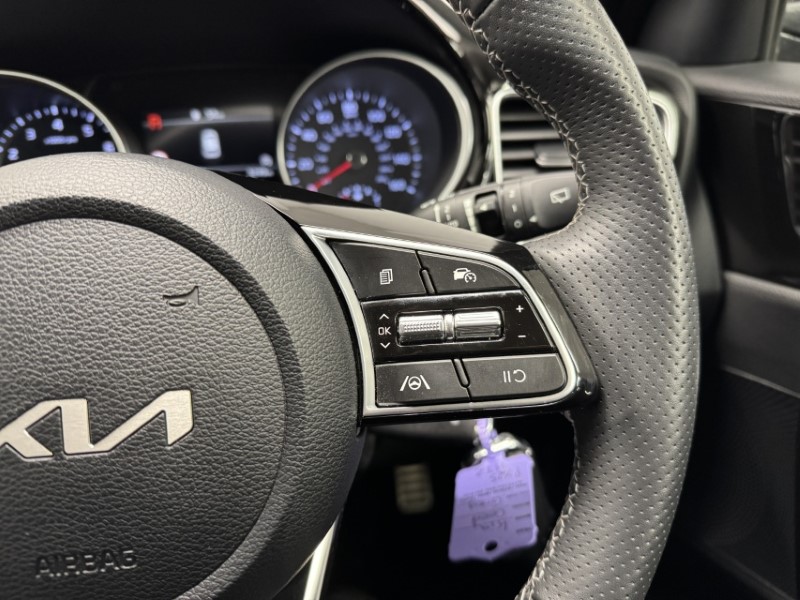 2025 (25) KIA CEED 1.5T GDi ISG 138 GT-Line 5dr 5193183