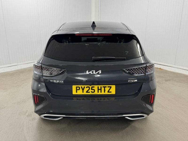 2025 (25) KIA CEED 1.5T GDi ISG 138 GT-Line 5dr 5193158
