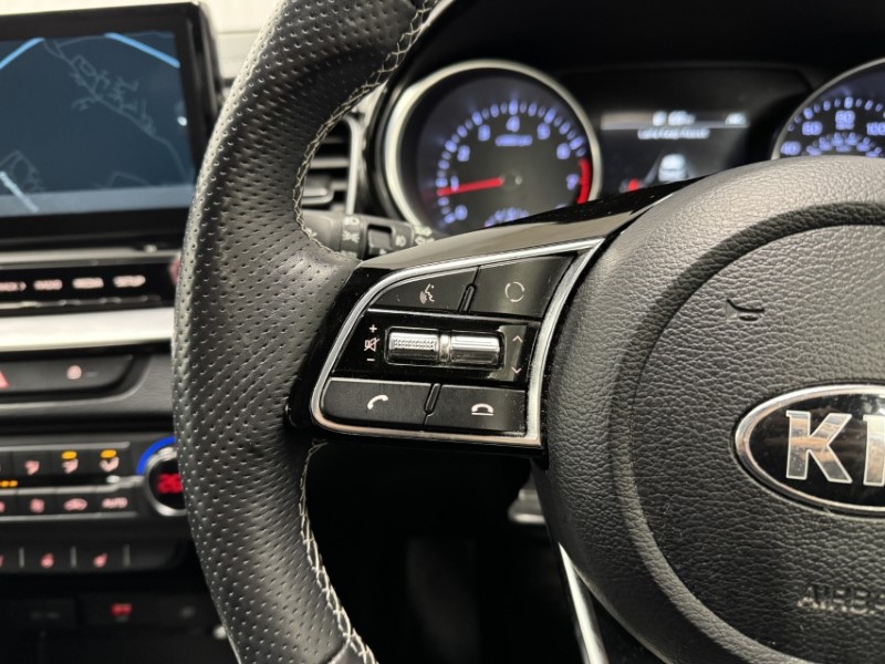 2021 (21) KIA CEED 1.5T GDi ISG GT-Line 5dr 5217807