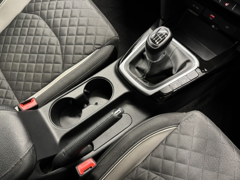 2021 (21) KIA CEED 1.5T GDi ISG GT-Line 5dr 5217799