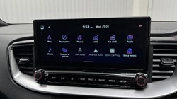 2021 (21) KIA CEED 1.5T GDi ISG GT-Line 5dr 5217805