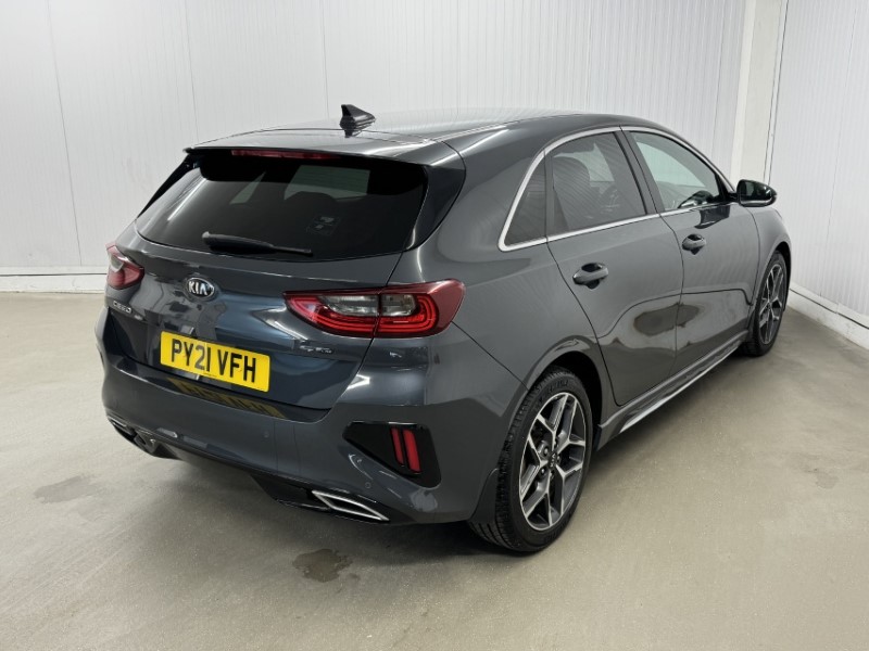 2021 (21) KIA CEED 1.5T GDi ISG GT-Line 5dr 5217785